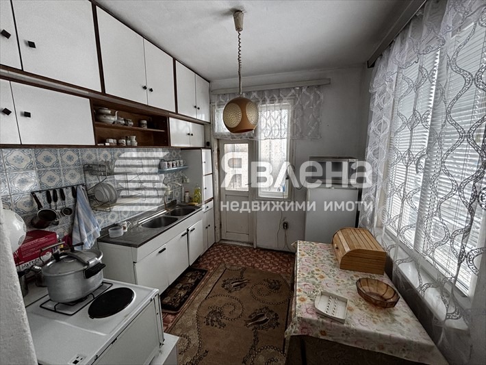 Till salu  Hus Golv region Plovdiv , Asenovgrad , 140 kvm | 39103907 - bild [9]