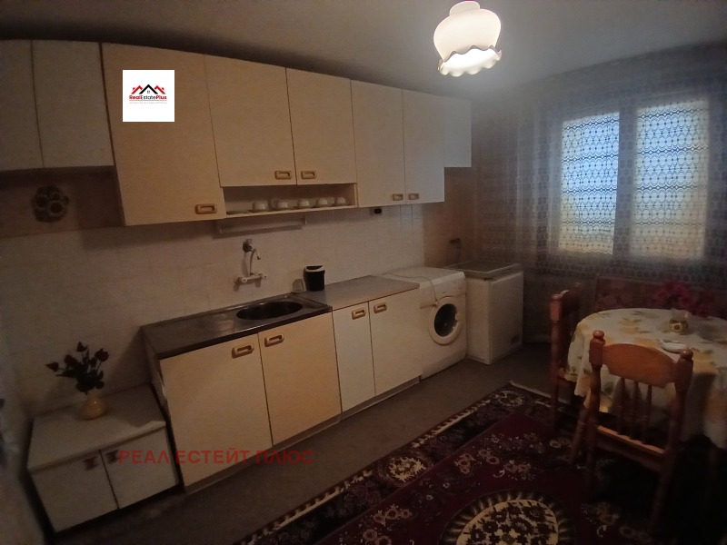 Продава КЪЩА, с. Гривица, област Плевен, снимка 8 - Къщи - 49349870