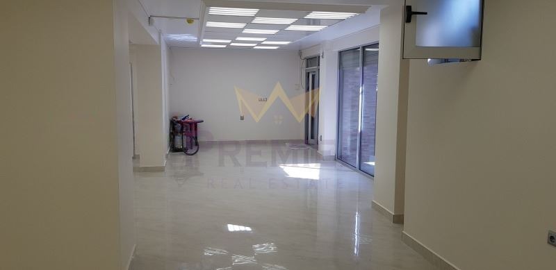 Продава  Магазин град Варна , Завод Дружба , 100 кв.м | 35238014