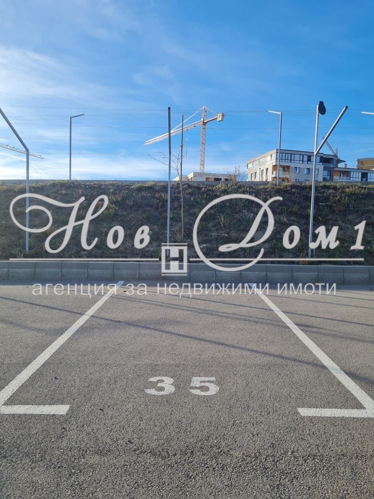 Продава ГАРАЖ, ПАРКОМЯСТО, гр. Варна, Владислав Варненчик 1