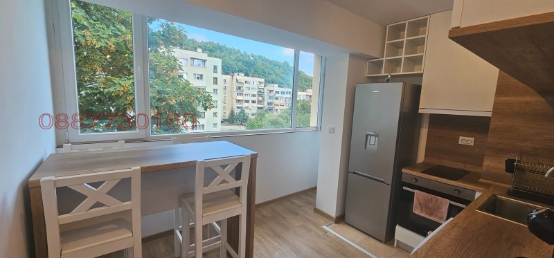 Продава 3-СТАЕН, гр. Берковица, област Монтана, снимка 2 - Апартаменти - 53423653