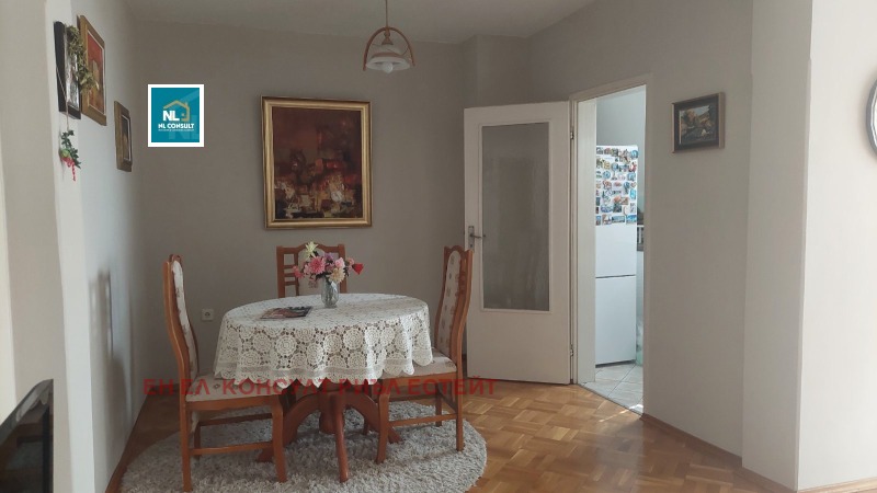 À vendre  2 chambres Plovdiv , Tsentar , 98 m² | 55299239