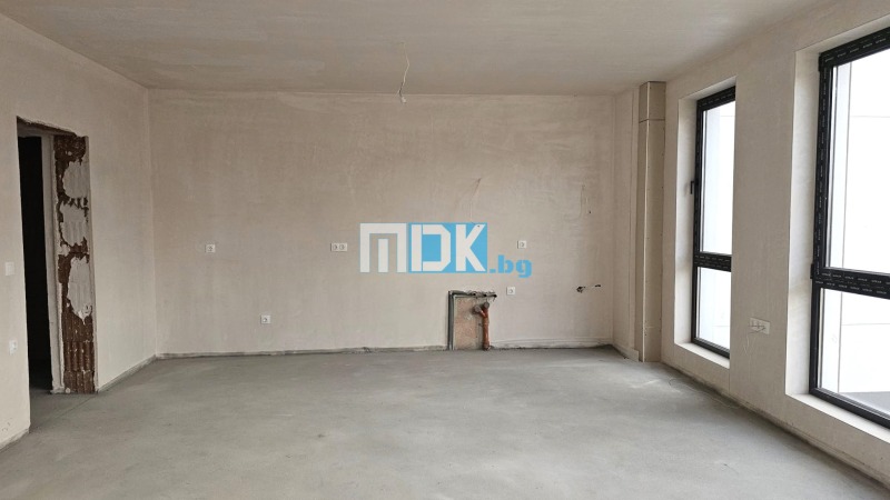 Продава 3-СТАЕН, гр. Пловдив, Остромила, снимка 3 - Апартаменти - 52693369