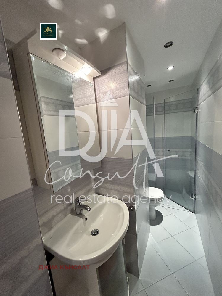 Na sprzedaż  3+ sypialni Sofia , Lozenec , 160 mkw | 71152582 - obraz [9]