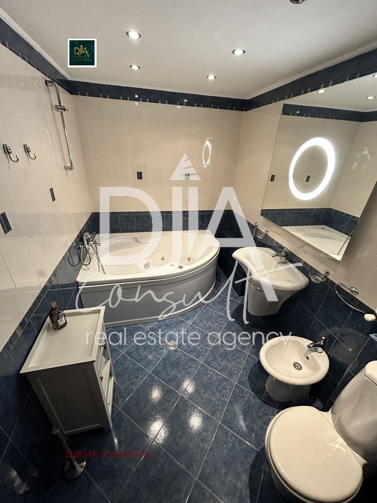 Na sprzedaż  3+ sypialni Sofia , Lozenec , 160 mkw | 71152582 - obraz [10]