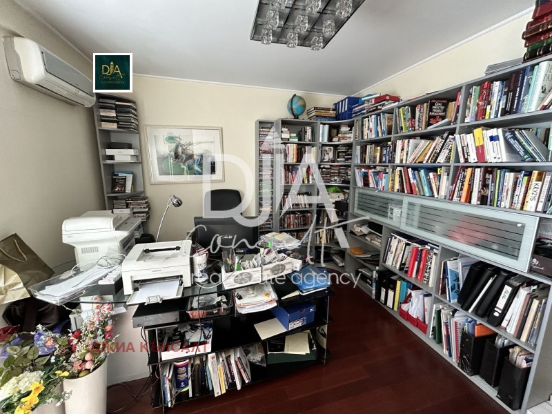 Na sprzedaż  3+ sypialni Sofia , Lozenec , 160 mkw | 71152582 - obraz [13]