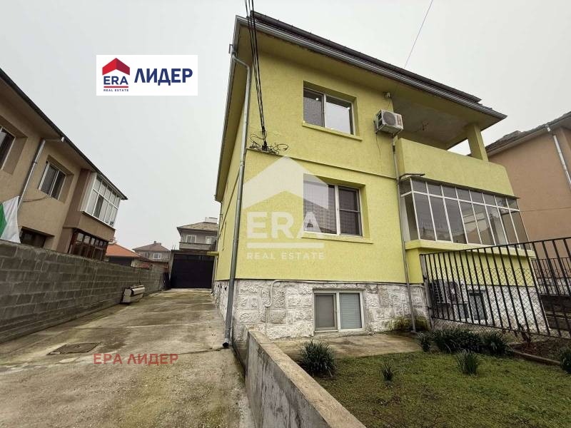 Продава ЕТАЖ ОТ КЪЩА, гр. Русе, Дружба 2