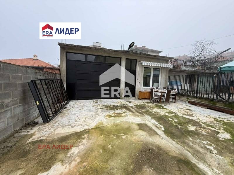 Продава ЕТАЖ ОТ КЪЩА, гр. Русе, Дружба 2, снимка 4 - Етаж от къща - 52822389