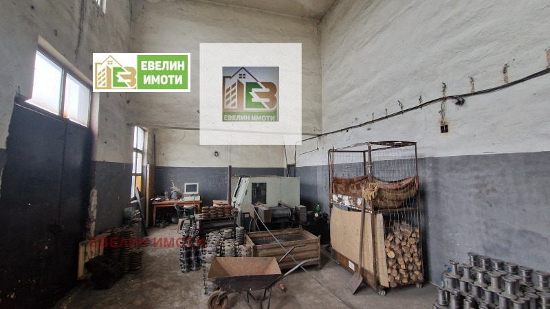 Продава ПРОМ. ПОМЕЩЕНИЕ, с. Просена, област Русе, снимка 5 - Производствени сгради - 53416524