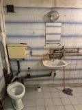 Продава  2-стаен град Плевен , Широк център , 73 кв.м | 20014235 - изображение [10]