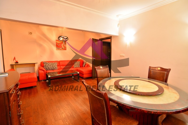 Продава 4-СТАЕН в град Варна, Гръцка махала - 120 кв.м / 360 000 € » 704 098.80 лв., АДМИРАЛ РИЪЛ ЕСТЕЙТ ЕООД