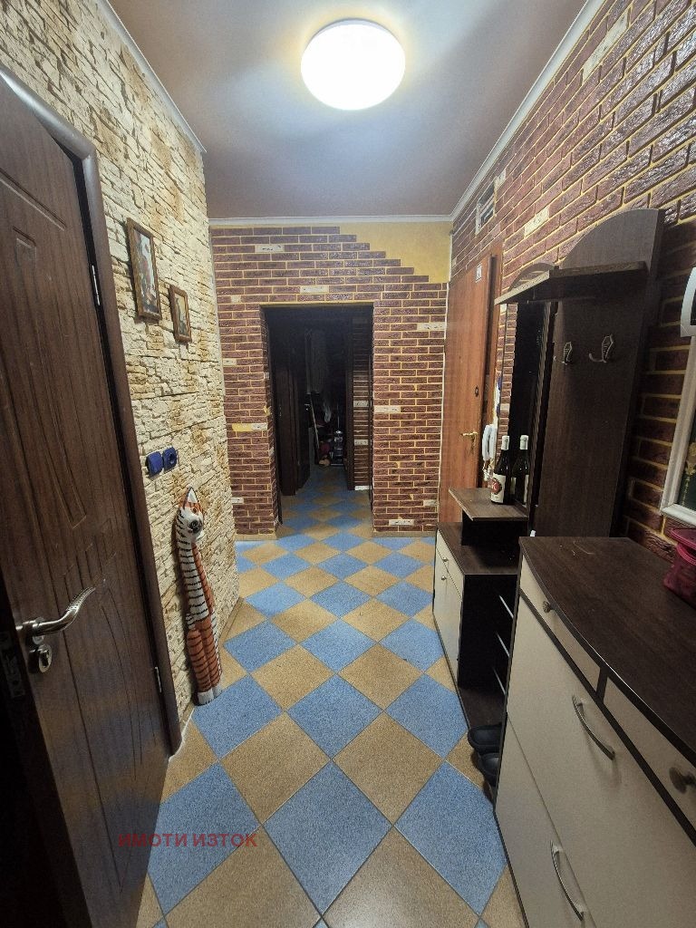 Продава 2-СТАЕН, гр. Перник, Изток, снимка 8 - Апартаменти - 52905593