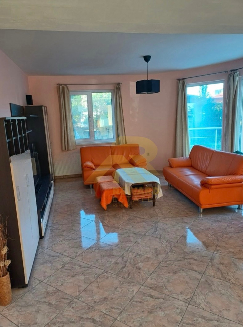 À vendre  Maison Pernik , Mochino , 303 m² | 23577644 - image [2]