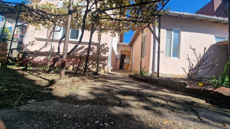 Продава КЪЩА, гр. Свищов, област Велико Търново, снимка 6 - Къщи - 52785307