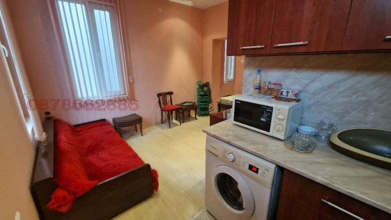 Продава КЪЩА, гр. Свищов, област Велико Търново, снимка 9 - Къщи - 52785307