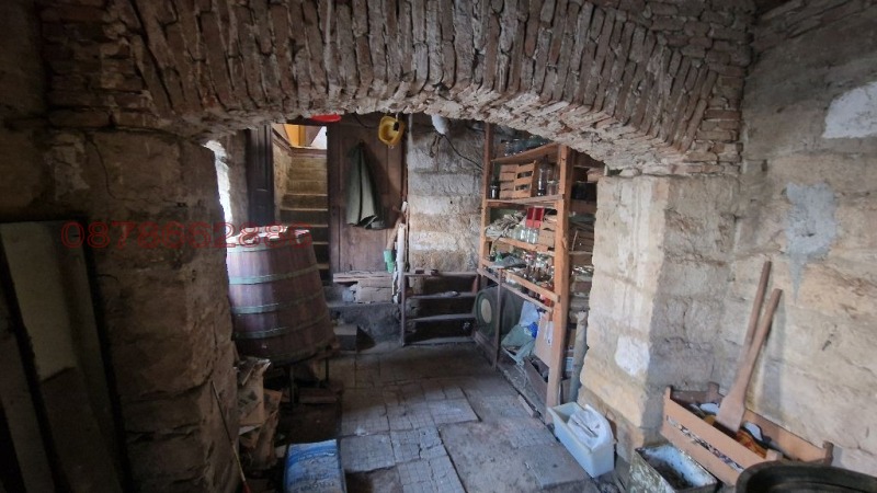 Продава КЪЩА, гр. Свищов, област Велико Търново, снимка 17 - Къщи - 52785307