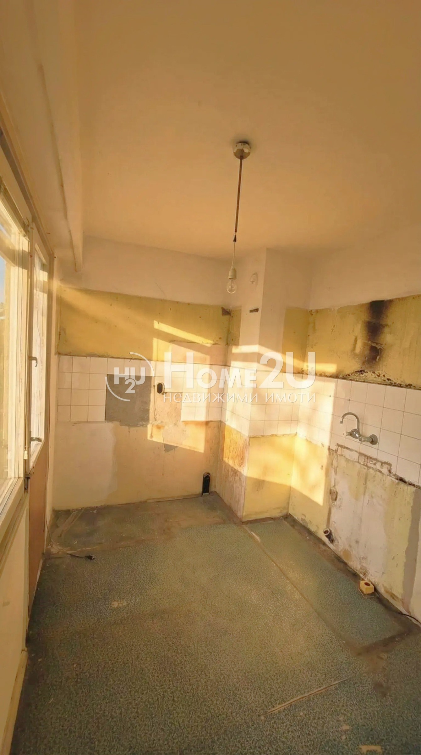 Продава 2-СТАЕН, гр. Бургас, Изгрев, снимка 2 - Апартаменти - 53672917