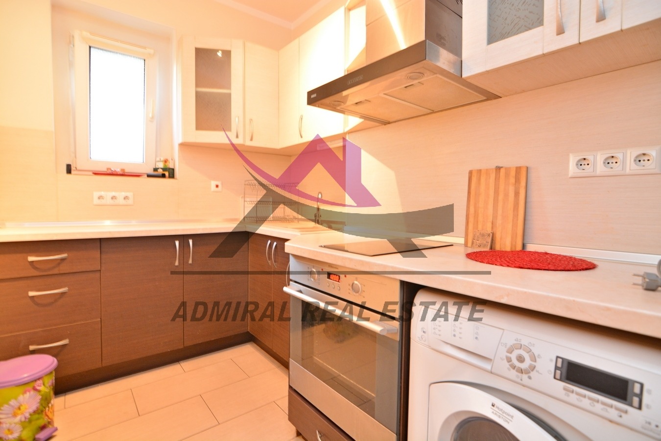 Продава 4-СТАЕН, гр. Варна, Гръцка махала, снимка 2 - Апартаменти - 54216392