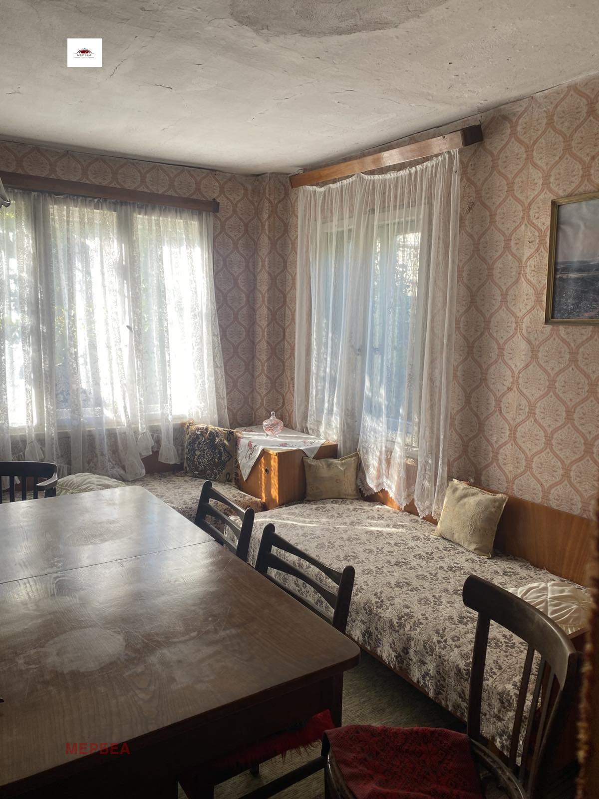 Продава КЪЩА, с. Студена, област Перник