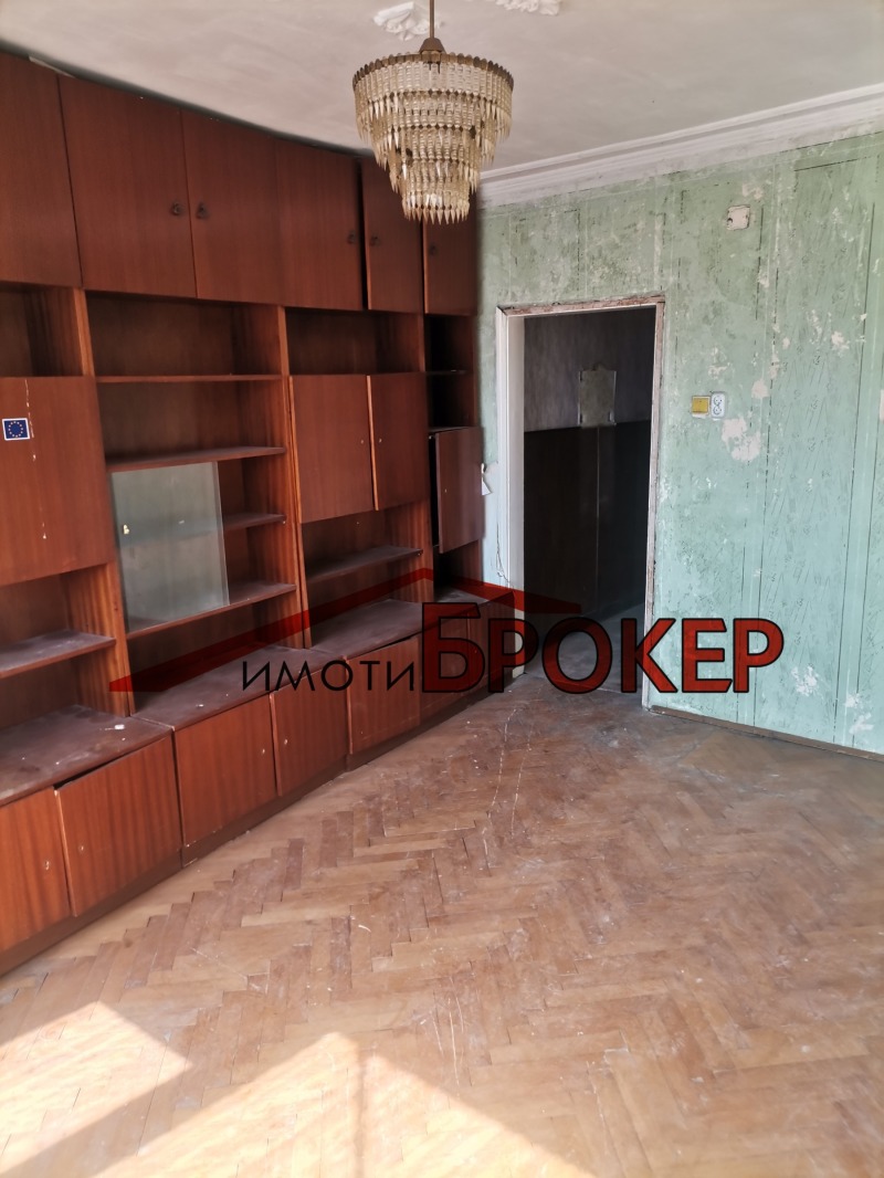 Продава  2-стаен град Сливен , Република , 65 кв.м | 50865704 - изображение [2]