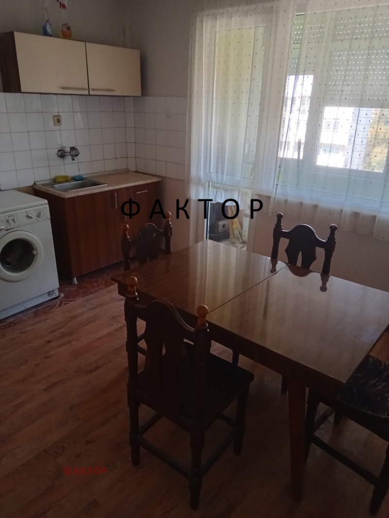 На продаж  2 спальні Пловдив , Въстанически , 130 кв.м | 83505607 - зображення [3]