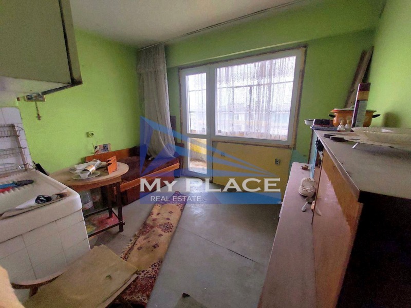 Продава 3-СТАЕН, гр. Шумен, Тракия, снимка 2 - Апартаменти - 53083217