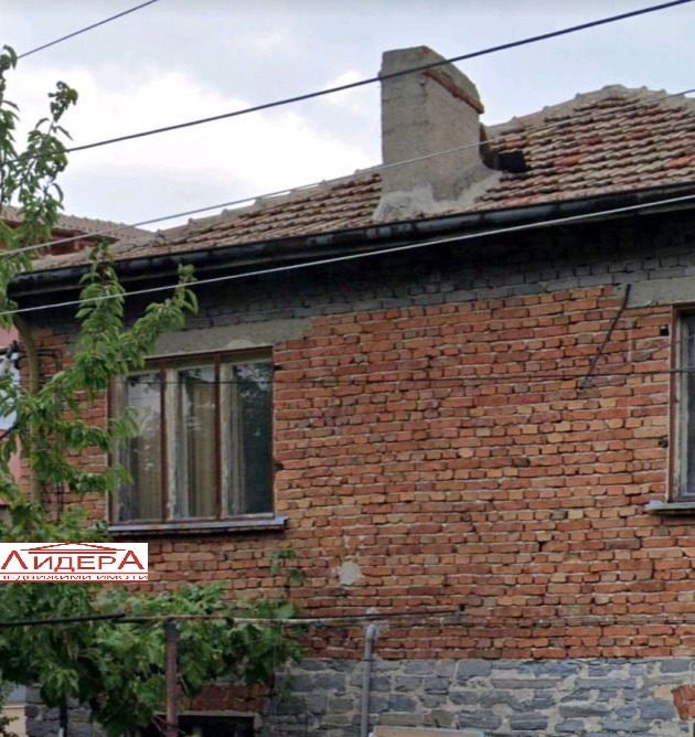 Продава КЪЩА, с. Първенец, област Пловдив, снимка 2 - Къщи - 44618116