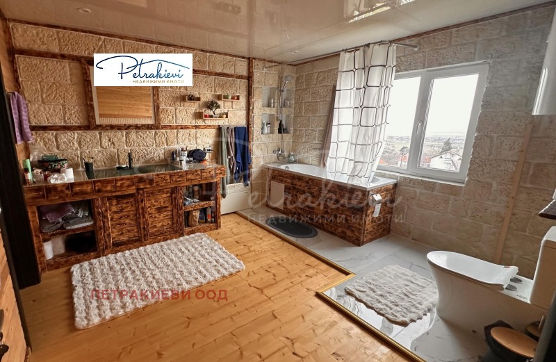 Продава КЪЩА, гр. Бургас, Банево