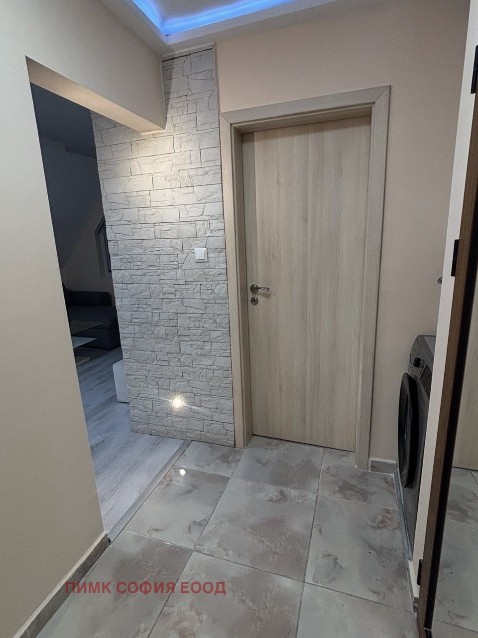Продава 3-СТАЕН, гр. София, Редута, снимка 2 - Апартаменти - 54041935