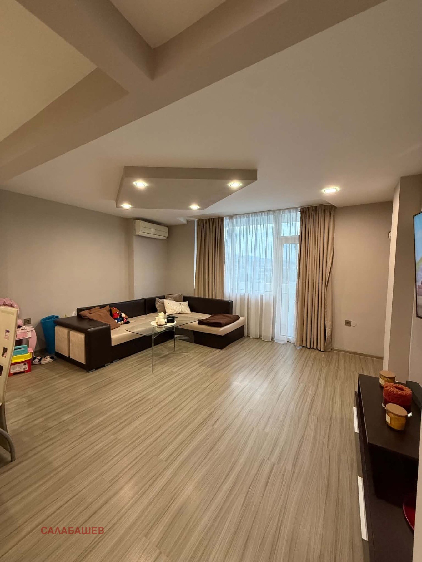 Продава 3-СТАЕН, гр. Казанлък, област Стара Загора, снимка 5 - Апартаменти - 55790534
