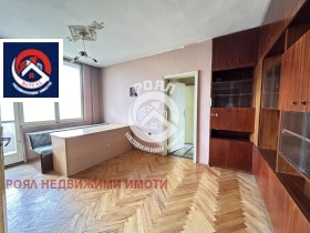 Продава  4-стаен, град Пловдив