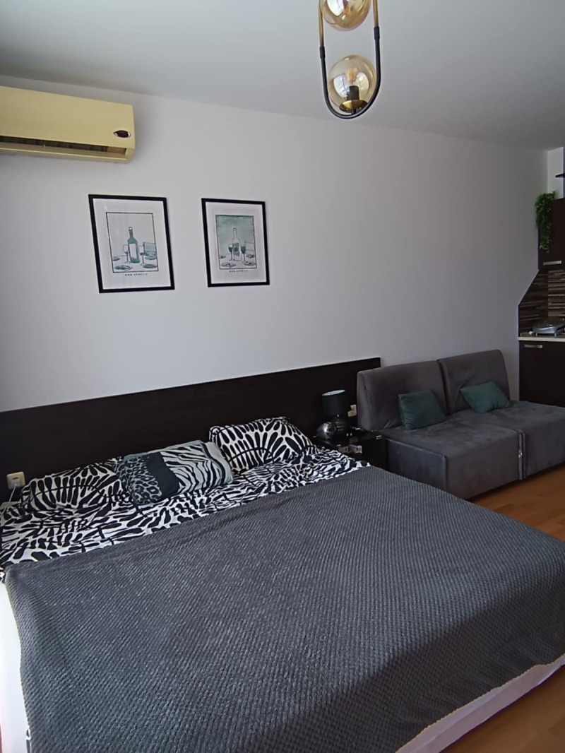 Продава  1-стаен област Бургас , к.к. Слънчев бряг , 43 кв.м | 62150923 - изображение [2]