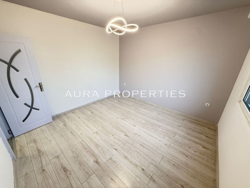 Продава 2-СТАЕН, гр. Разград, Орел, снимка 7 - Апартаменти - 52686735