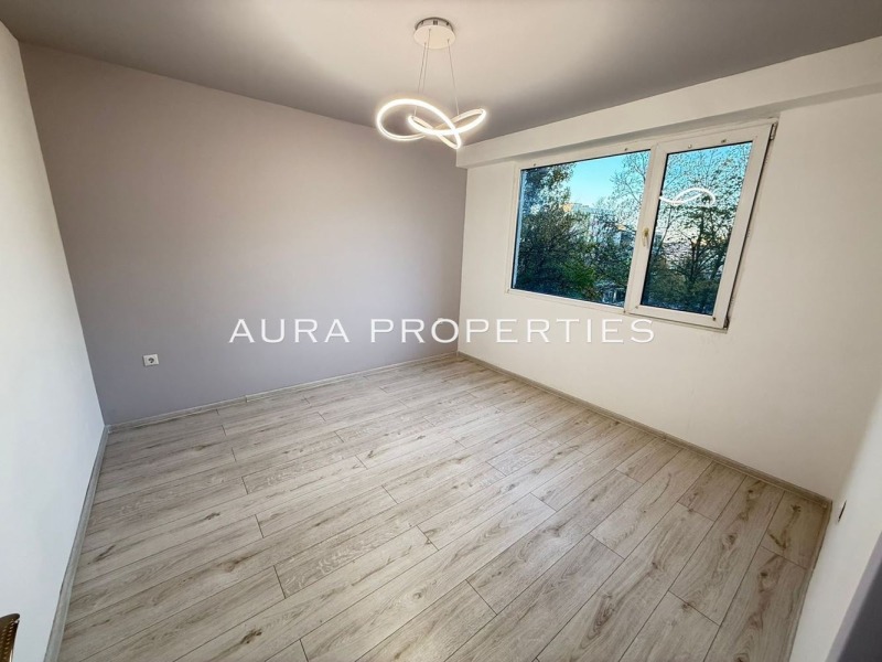 Продава 2-СТАЕН, гр. Разград, Орел, снимка 2 - Апартаменти - 53315019