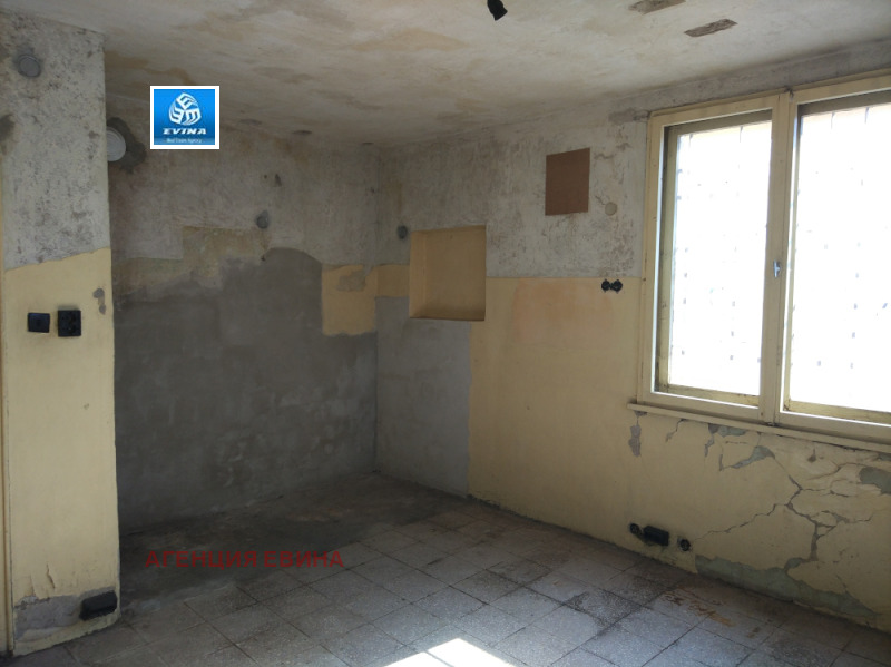 Till salu  2 sovrum Pernik , Ralica , 88 kvm | 45355223 - bild [3]