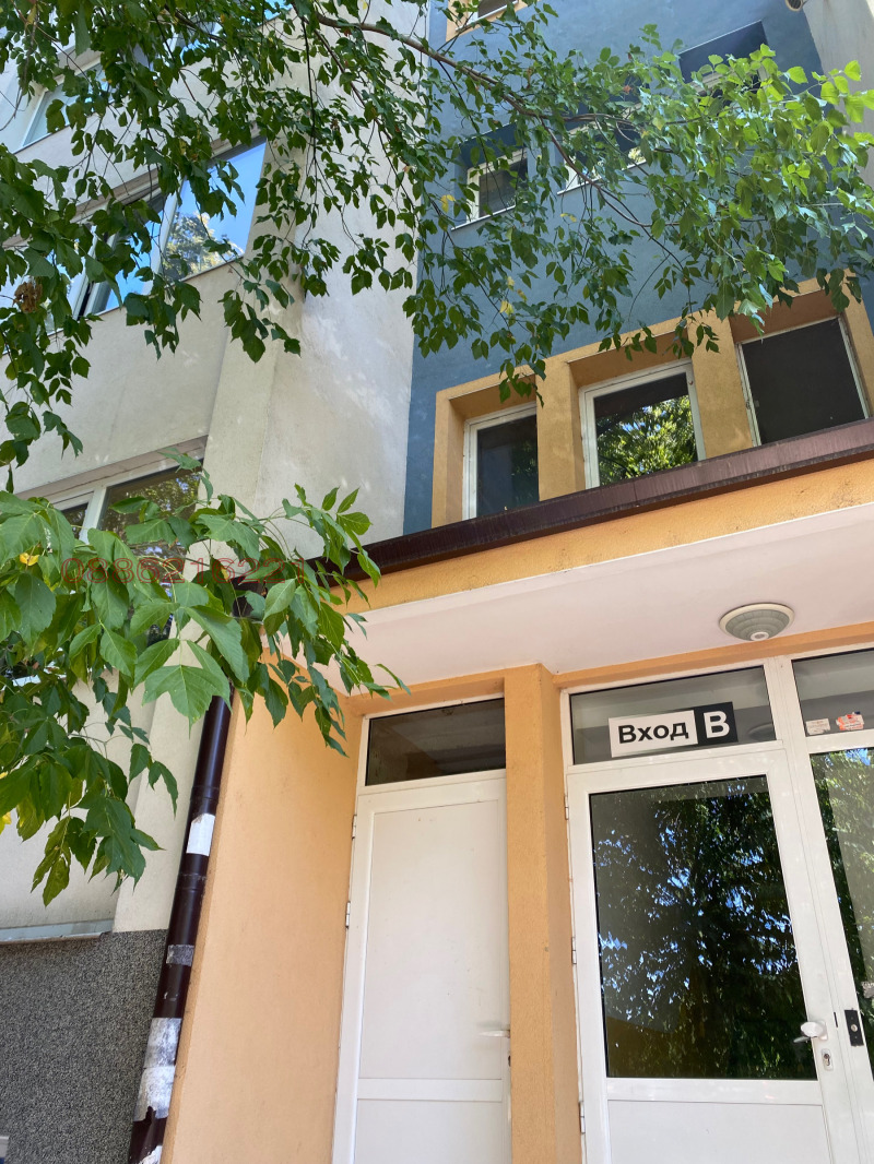 Продава 3-СТАЕН, гр. Ямбол, Георги Бенковски, снимка 2 - Апартаменти - 52785657