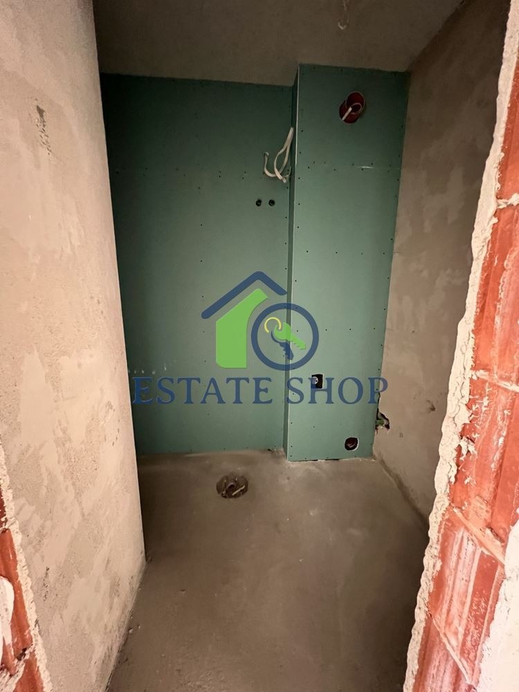 Till salu  3+ sovrum Plovdiv , Hristo Smirnenski , 267 kvm | 69788634 - bild [10]