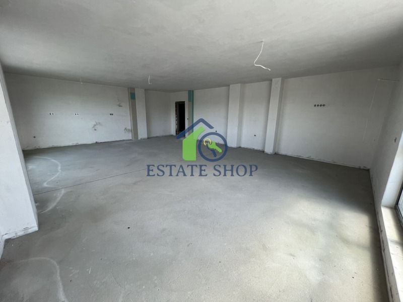 Till salu  3+ sovrum Plovdiv , Hristo Smirnenski , 267 kvm | 69788634 - bild [3]