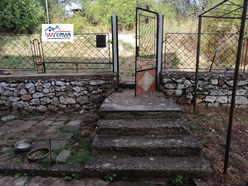 Продава КЪЩА, гр. Драгоман, област София област, снимка 16 - Къщи - 53426055