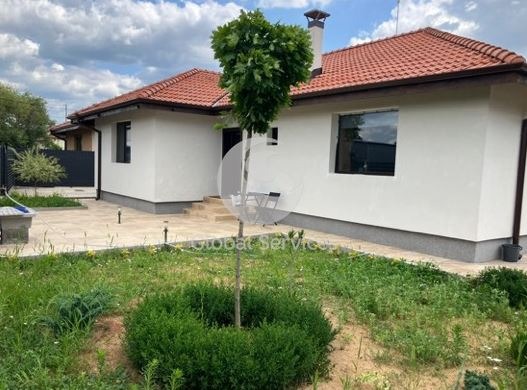 Продава КЪЩА, гр. София, с. Чепинци