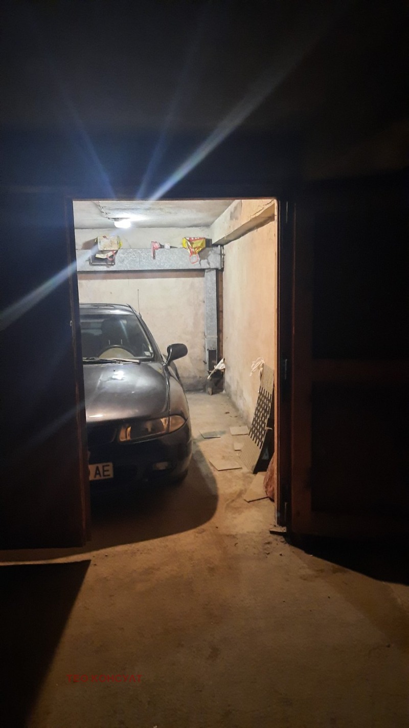 Til salg  Garage Sofia , Belite brezi , 15 kvm | 73897698 - billede [2]