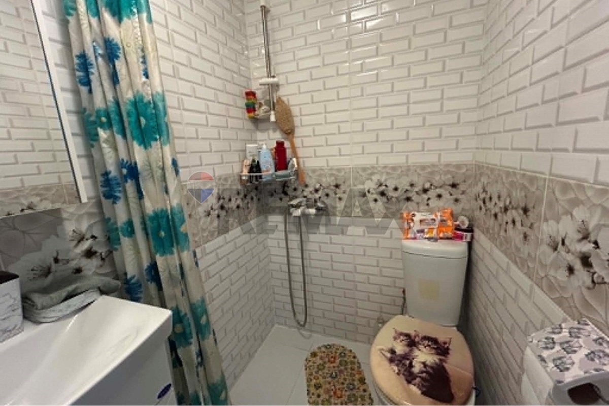 Продава 2-СТАЕН, гр. Шумен, Боян Българанов 1, снимка 9 - Апартаменти - 55936275
