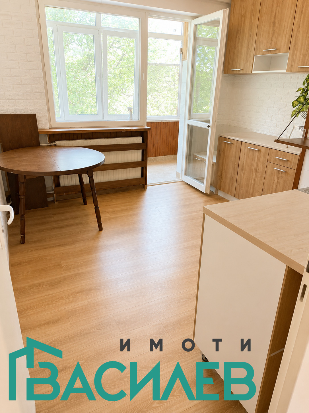 Продава 3-СТАЕН, гр. София, Света Троица, снимка 2 - Апартаменти - 55219475
