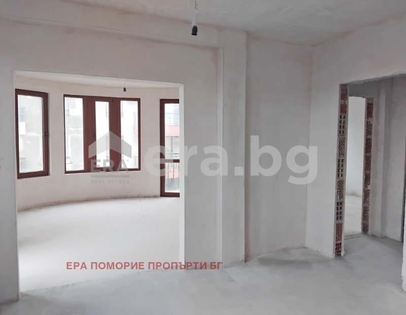 Продава 4-СТАЕН в област Бургас, гр. Поморие - 118 кв.м / 178 000 € » 348 137.74 лв., ЕРА ПОМОРИЕ ПРОПЪРТИ БГ