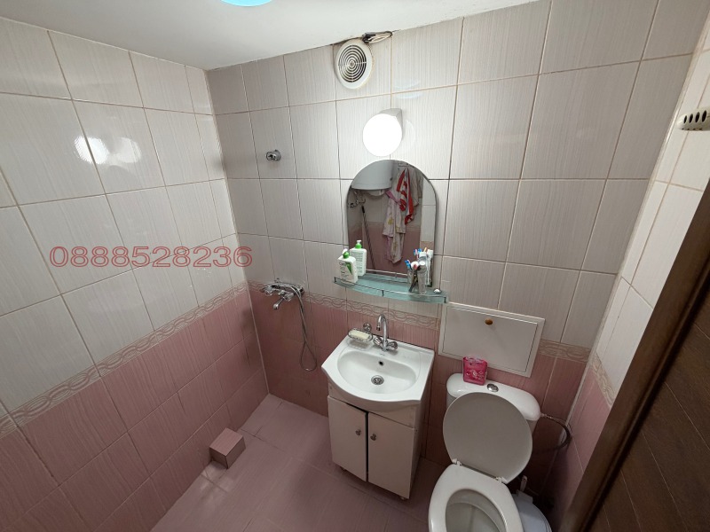 Продава 2-СТАЕН, гр. Разград, Бели Лом, снимка 8 - Апартаменти - 52946197