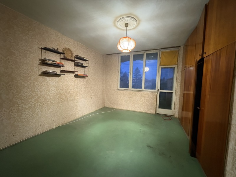 Продава 3-СТАЕН, гр. Велики Преслав, област Шумен, снимка 3 - Апартаменти - 52463433