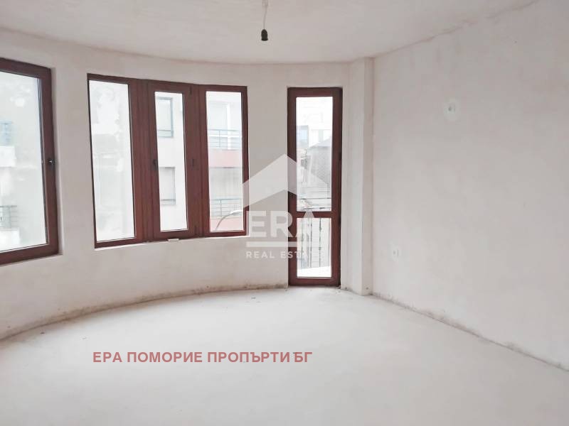 Продава 4-СТАЕН, гр. Поморие, област Бургас, снимка 14 - Апартаменти - 51998493