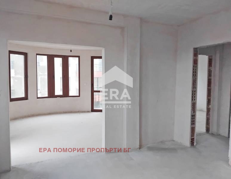 Продава 4-СТАЕН, гр. Поморие, област Бургас, снимка 16 - Апартаменти - 51998493