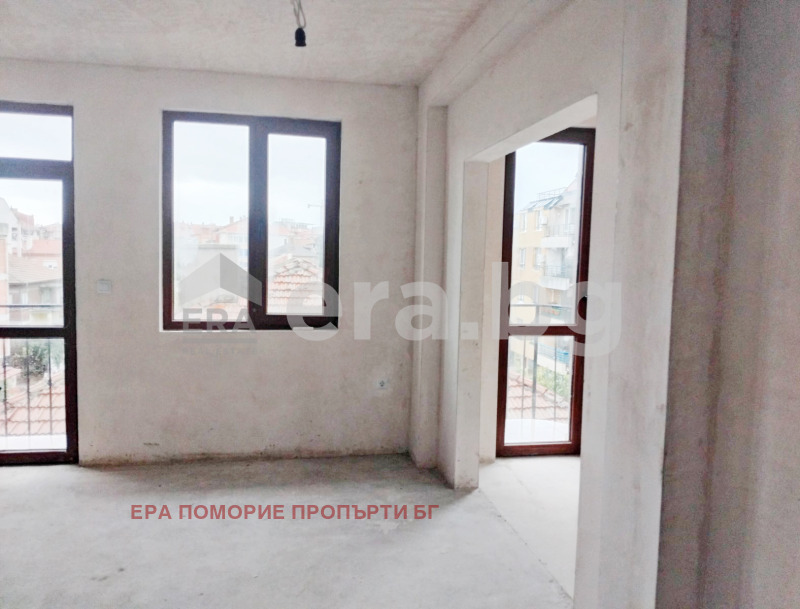 Продава 4-СТАЕН, гр. Поморие, област Бургас, снимка 3 - Апартаменти - 51998493