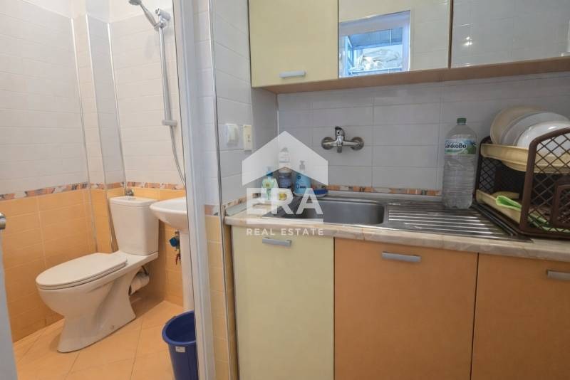 Продава МАГАЗИН, гр. Велико Търново, Бузлуджа, снимка 4 - Магазини - 53998071